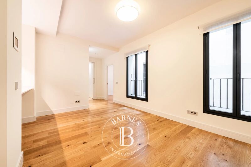 For Sale Apartment | Madrid - picture 2