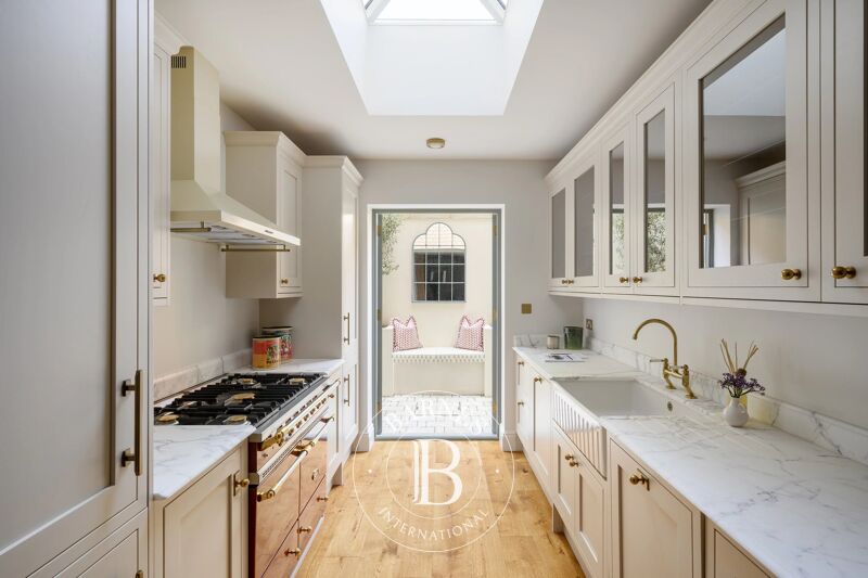 Venta Piso | Londres - picture 1