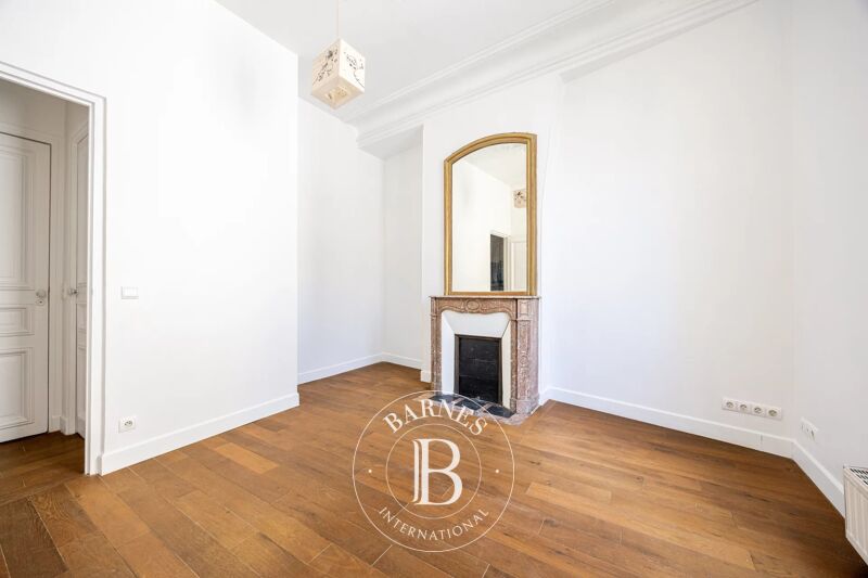 À vendre Appartement | Paris 8ème - picture 2