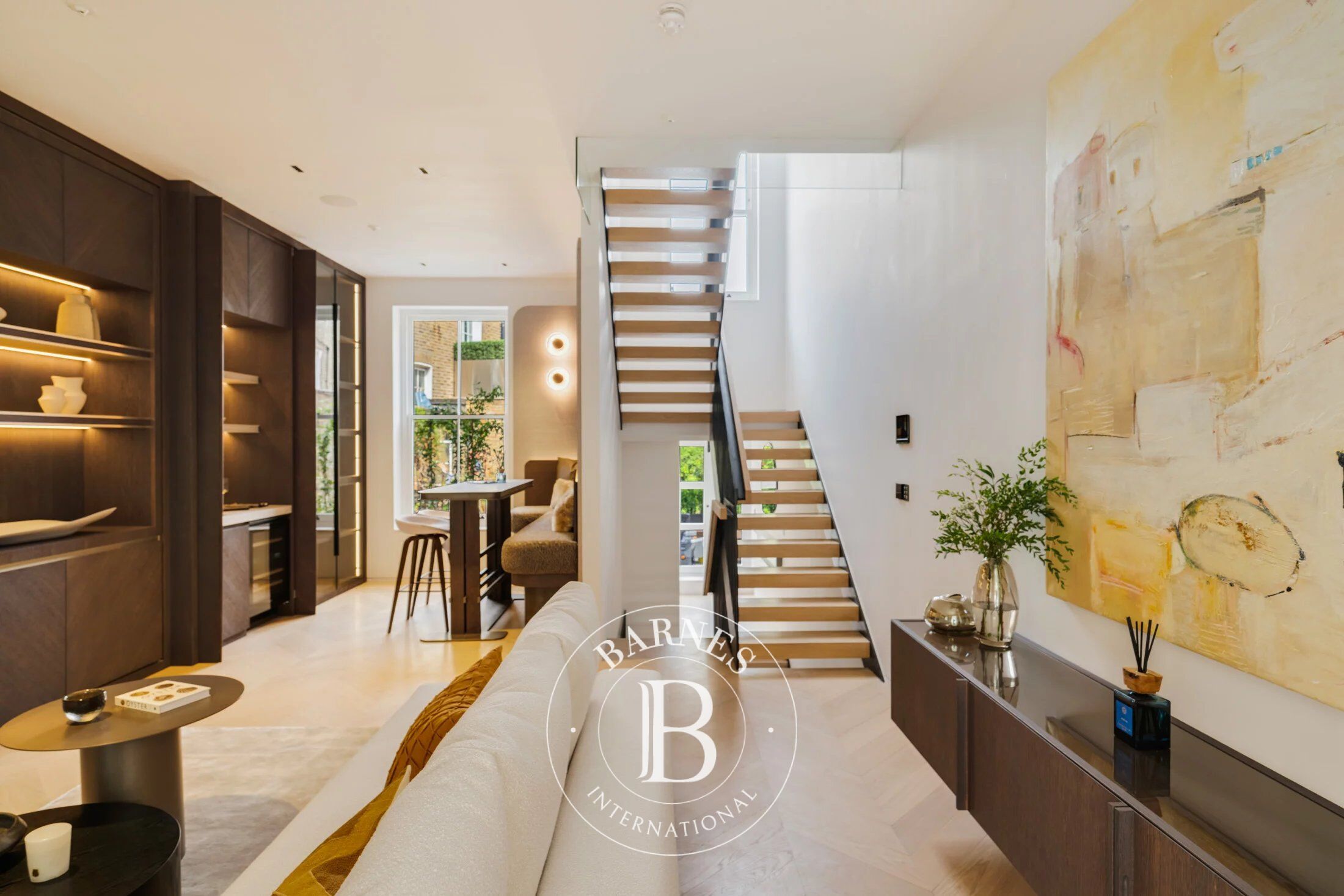 Haus London - picture 2