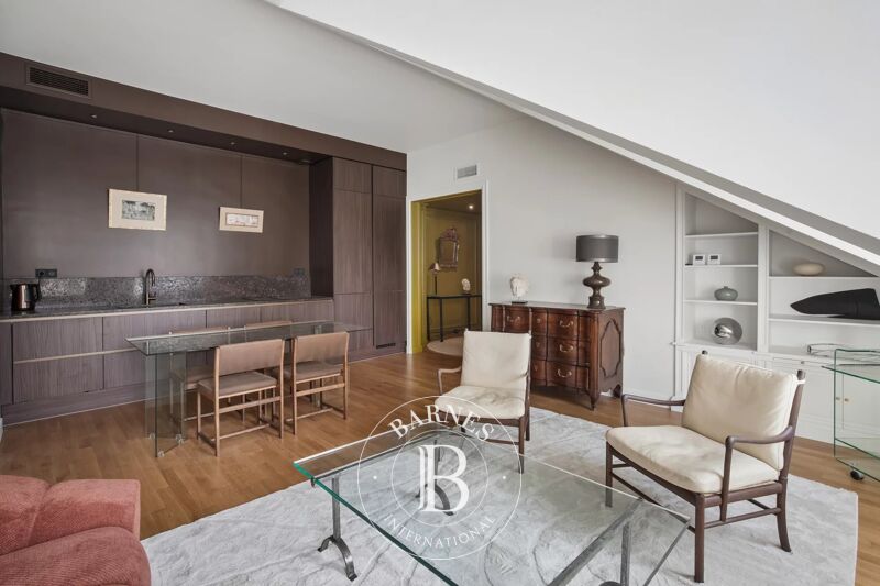 For Rent Apartment | Paris 7ème - picture 1