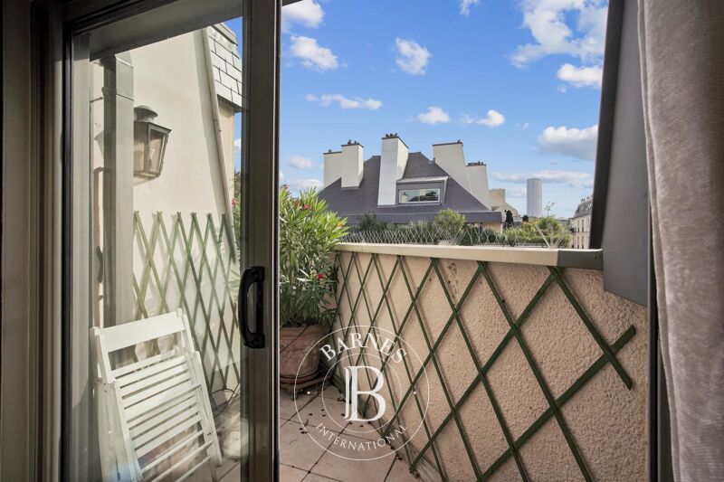 For Rent Apartment | Paris 7ème - picture 3