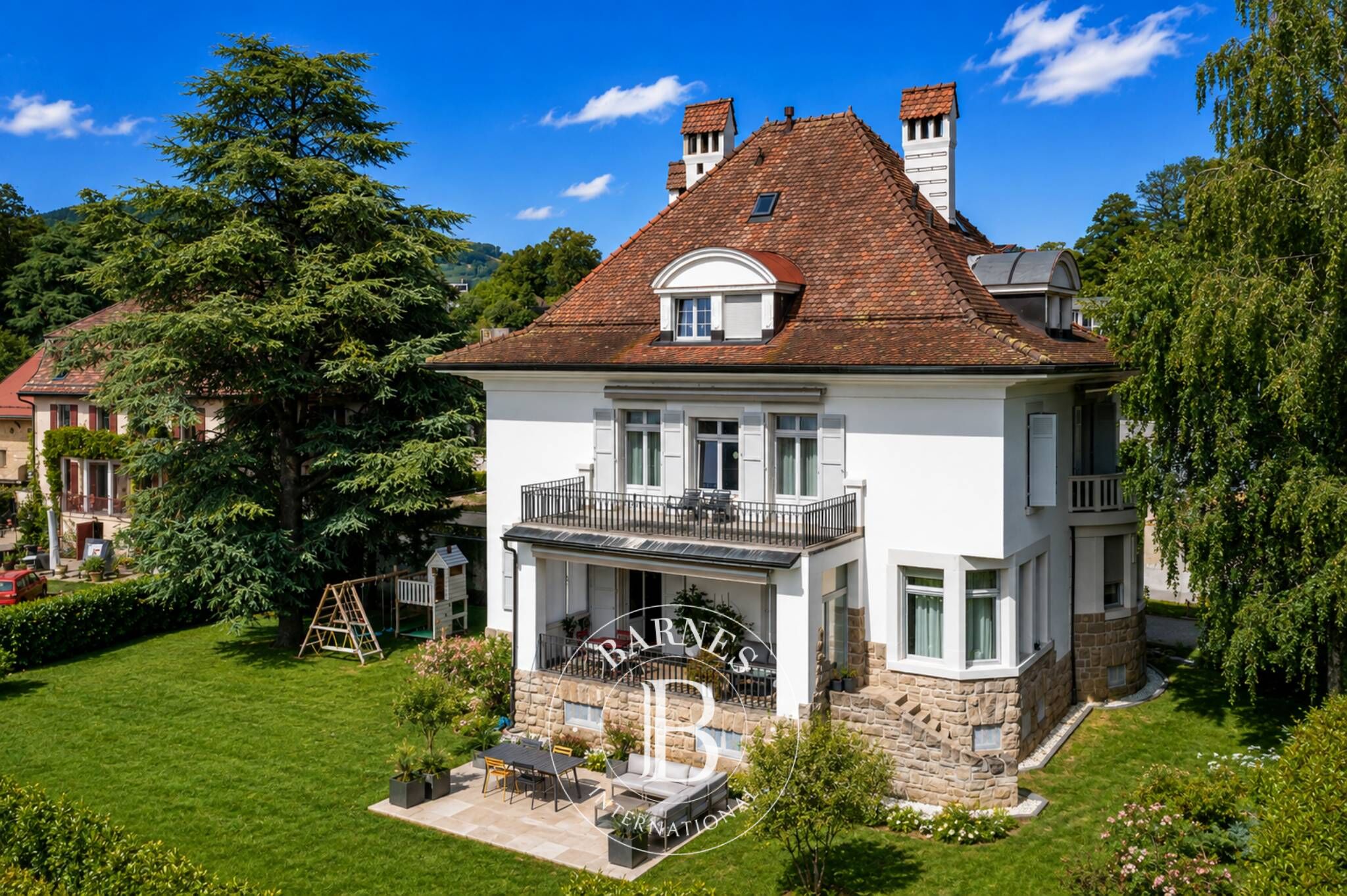 An Exceptional Property in the Heart of Saint-Légier - picture 1