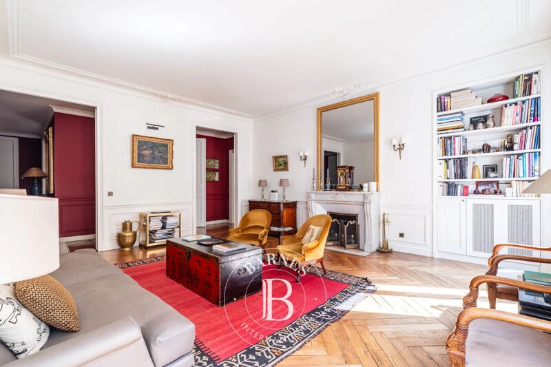 For Sale Apartment | Paris 8ème - picture 2