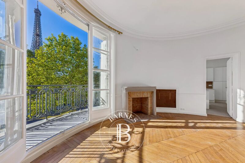 For Rent Apartment | Paris 7ème - picture 1