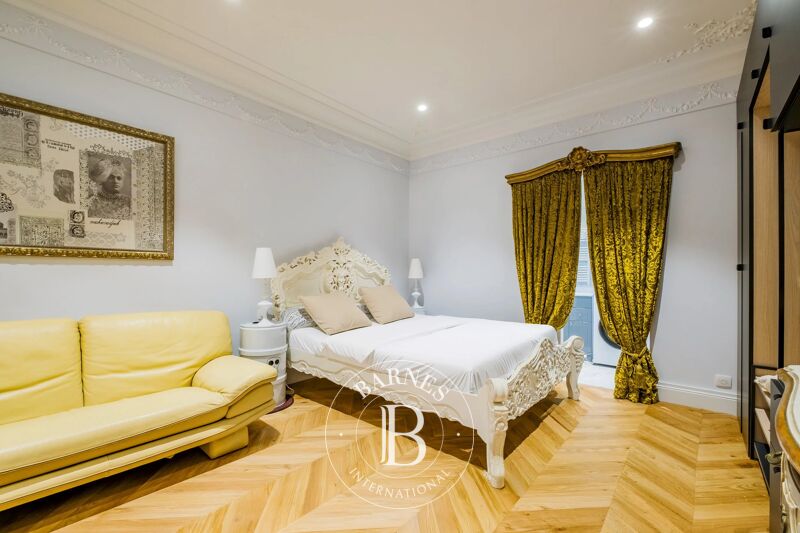 For Rent Apartment | Bordeaux - picture 2