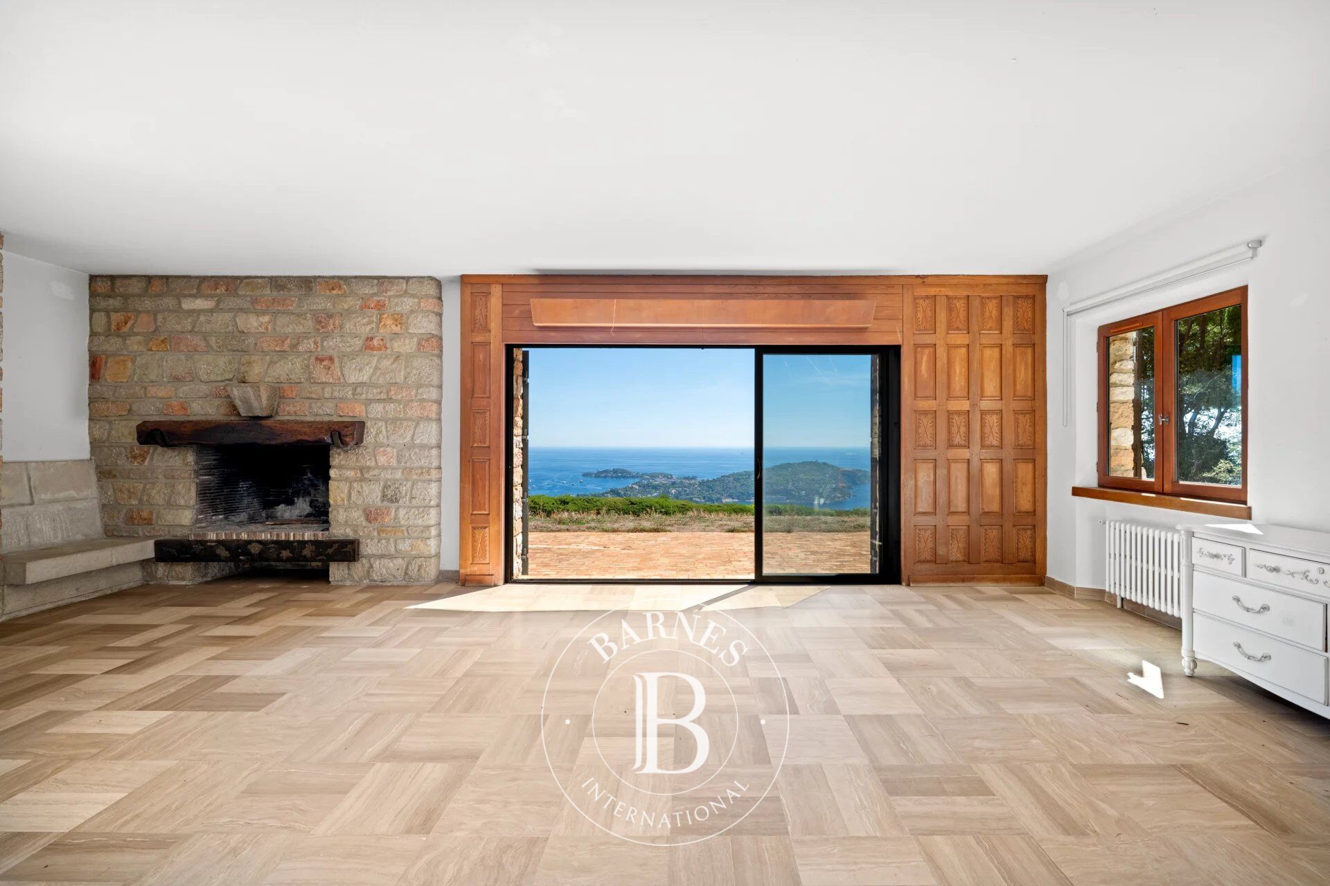 VILLEFRANCHE-SUR-MER - VINAIGRIER - 2,530 SQM PLOT - SEA AND CAP-FERRAT VIEWS - picture 3