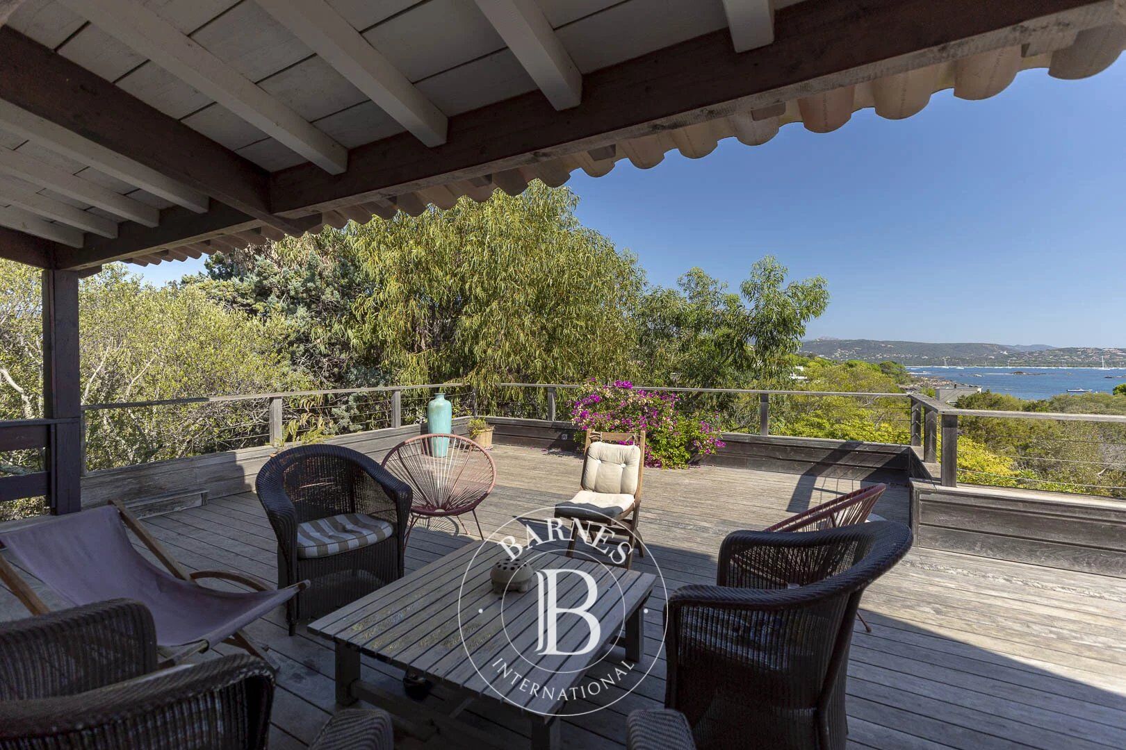 Porto-Vecchio, Domaine de Cala Rossa, 5-bedroom villa, superb sea views, beach 100 m away - picture 2