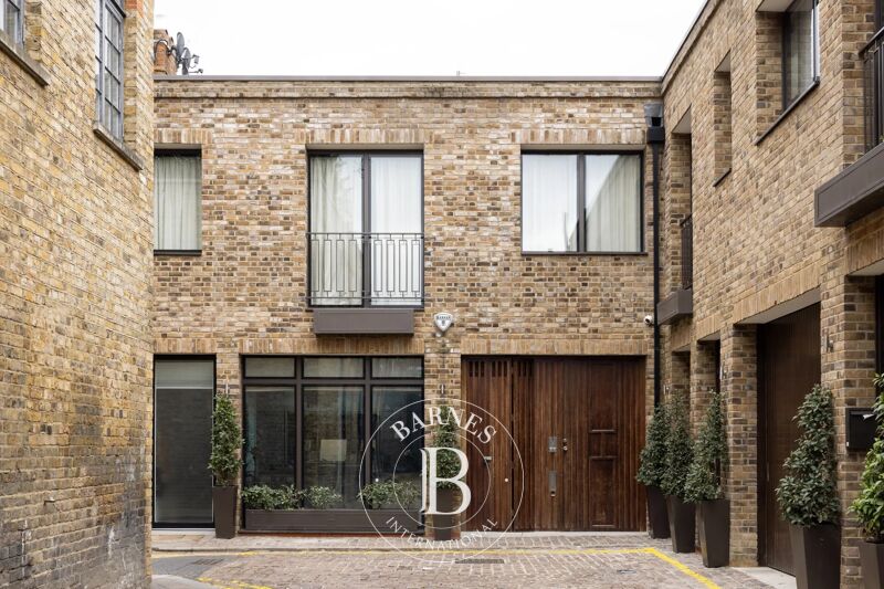 For Rent House | London - picture 2