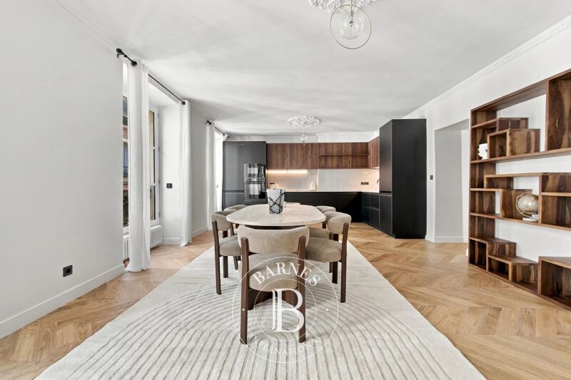For Sale Apartment | Paris 3ème - picture 3
