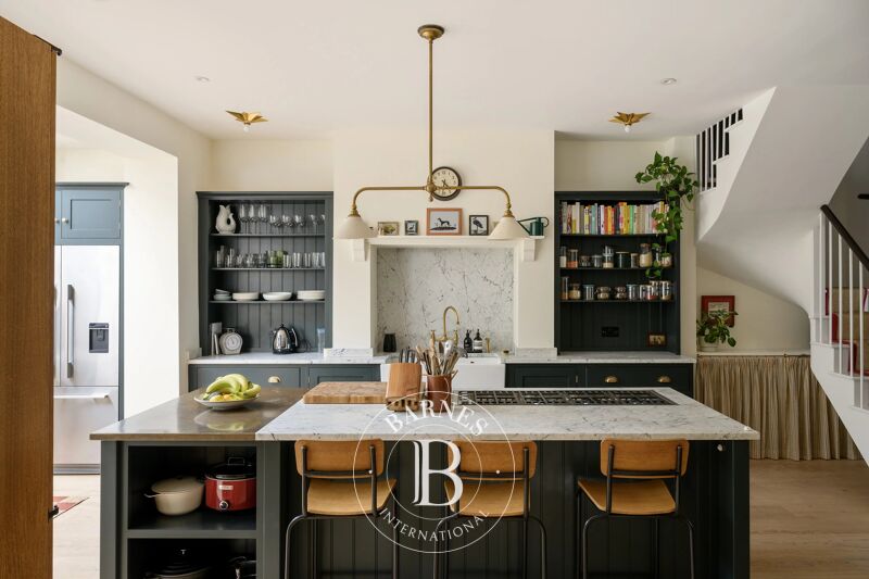 For Sale Apartment | London - picture 1