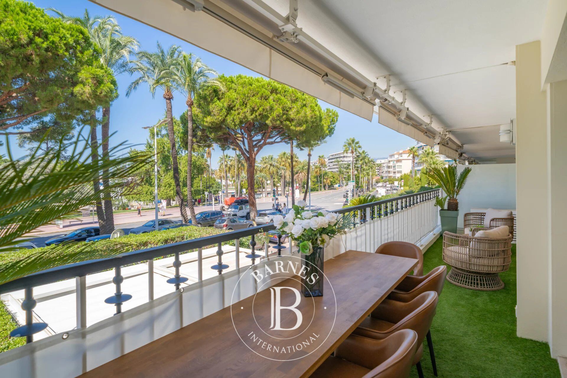 CANNES POINTE CROISETTE - 3 PIÈCES - TERRASSE - APERÇU MER - picture 2