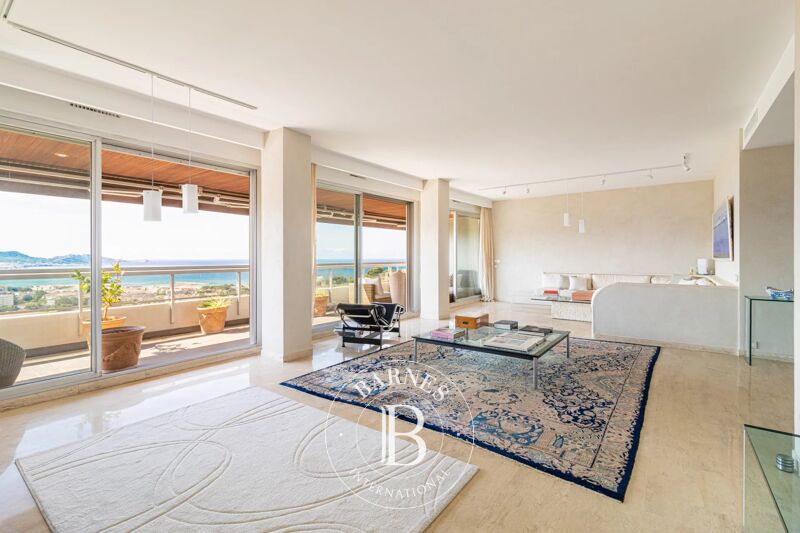 For Sale Apartment | Marseille 8ème - picture 2