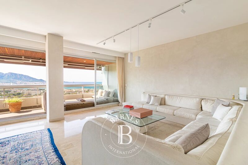 For Sale Apartment | Marseille 8ème - picture 3