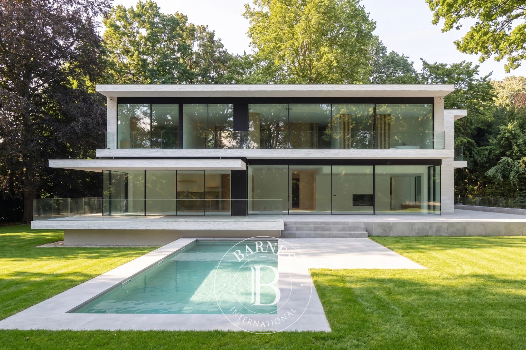 Espinette – Stunning new contemporary villa - picture 1