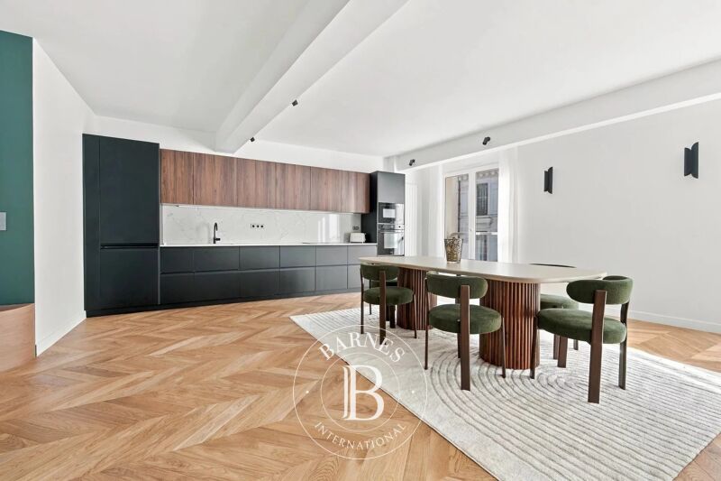 For Sale Apartment | Paris 4ème - picture 2