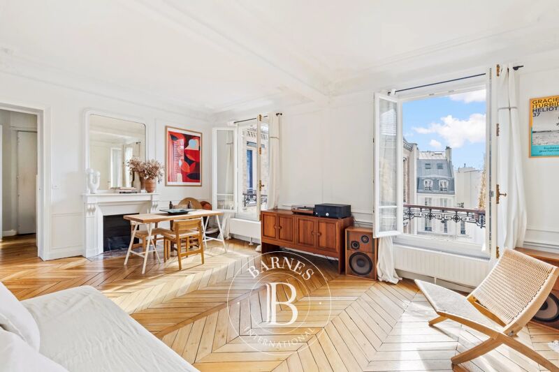 À vendre Appartement | Paris 9ème - picture 2