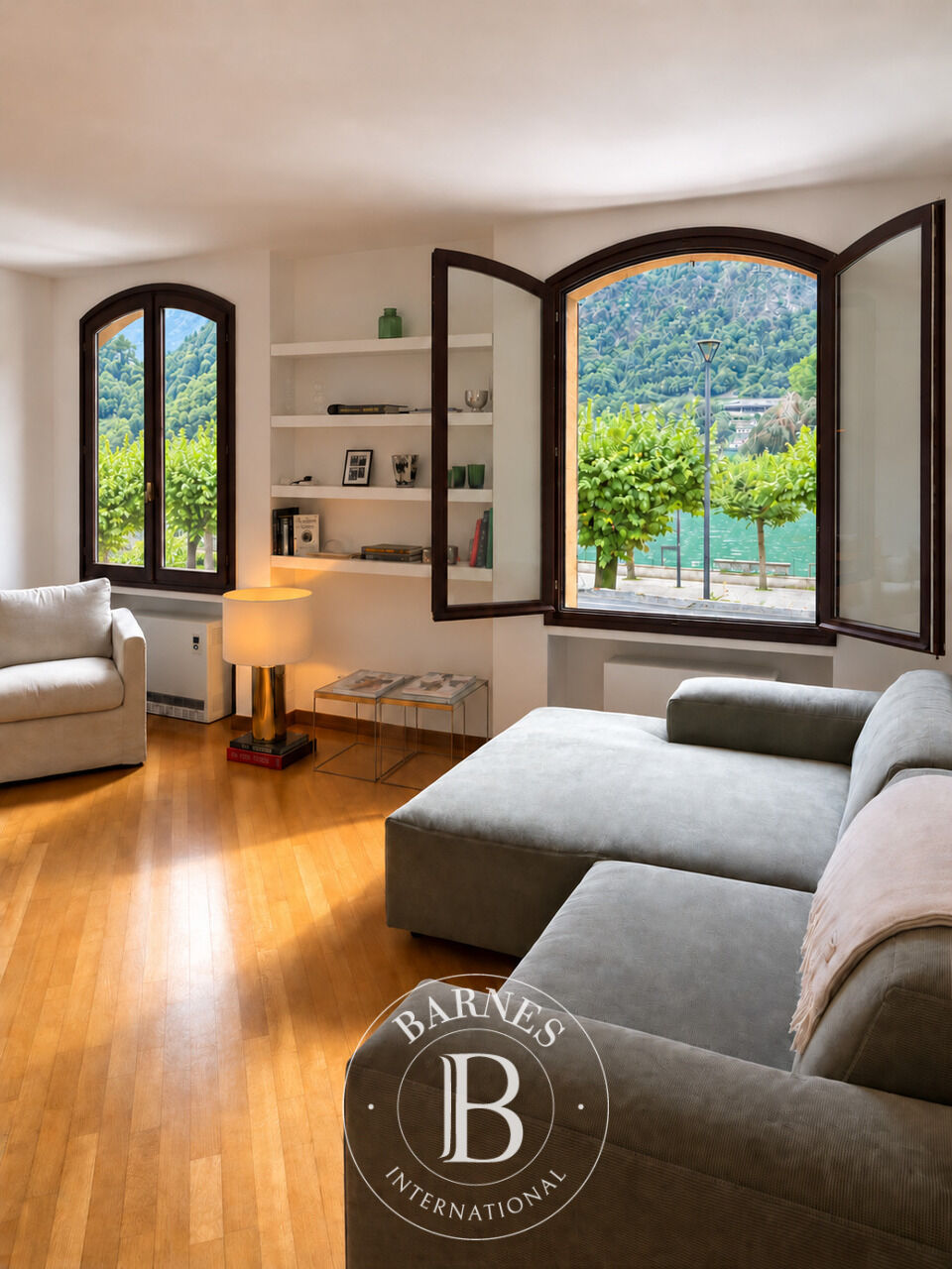 Riva San Vitale : Maison individuelle face au lac - picture 1