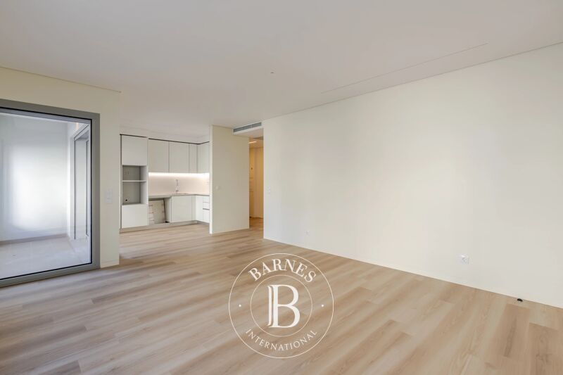 For Sale Apartment | Lordelo do Ouro e Massarelos - picture 2