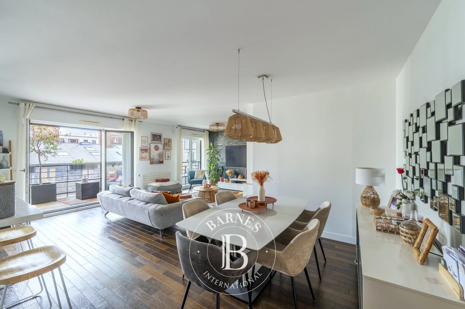 A vendre à Levallois - Appartement 3 chambres - Etage élevé et balcon large - picture 1