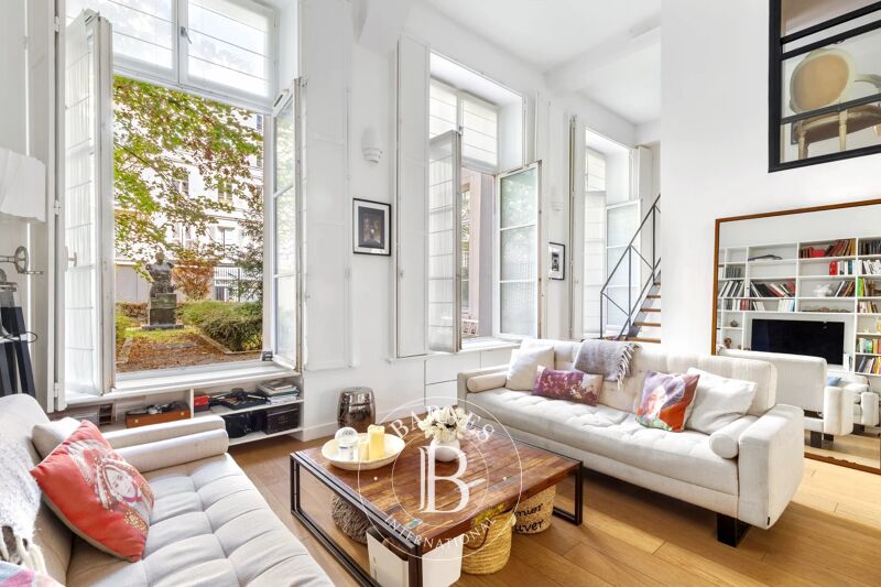 For Sale Apartment | Paris 3ème - picture 2