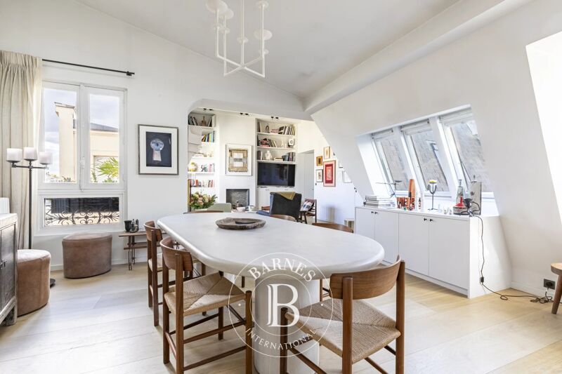 For Sale Apartment | Paris 7ème - picture 3