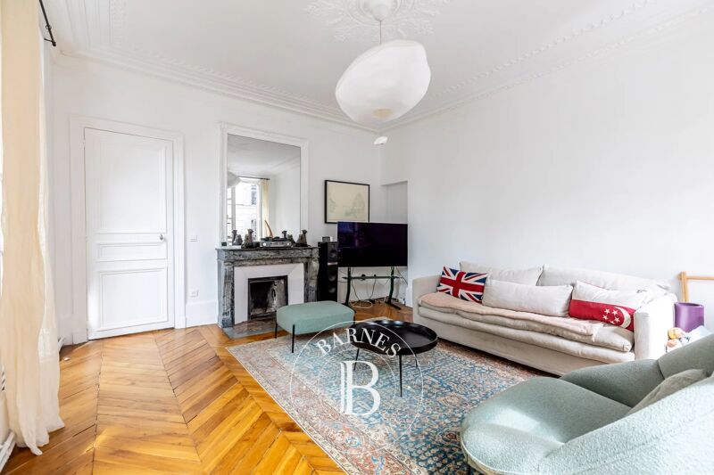 For Rent Apartment | Paris 7ème - picture 3