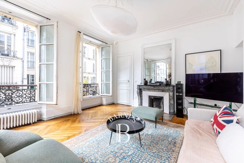 For Rent Apartment | Paris 7ème - picture 2