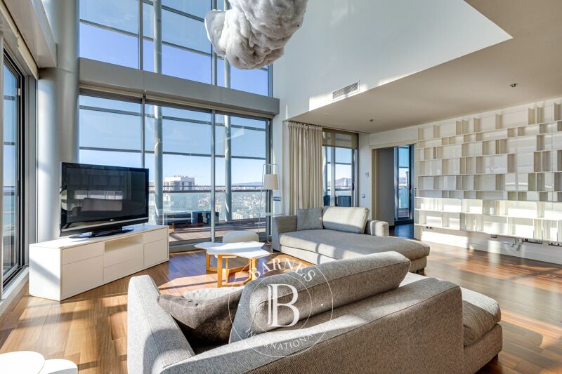 For Rent Penthouse | Barcelona - picture 3